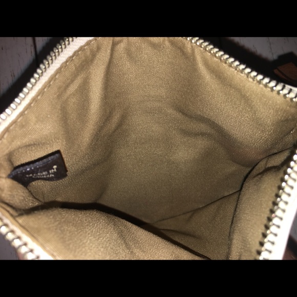 Cream/Chocolate Leather Crossbody Purse - Picture 6 of 6